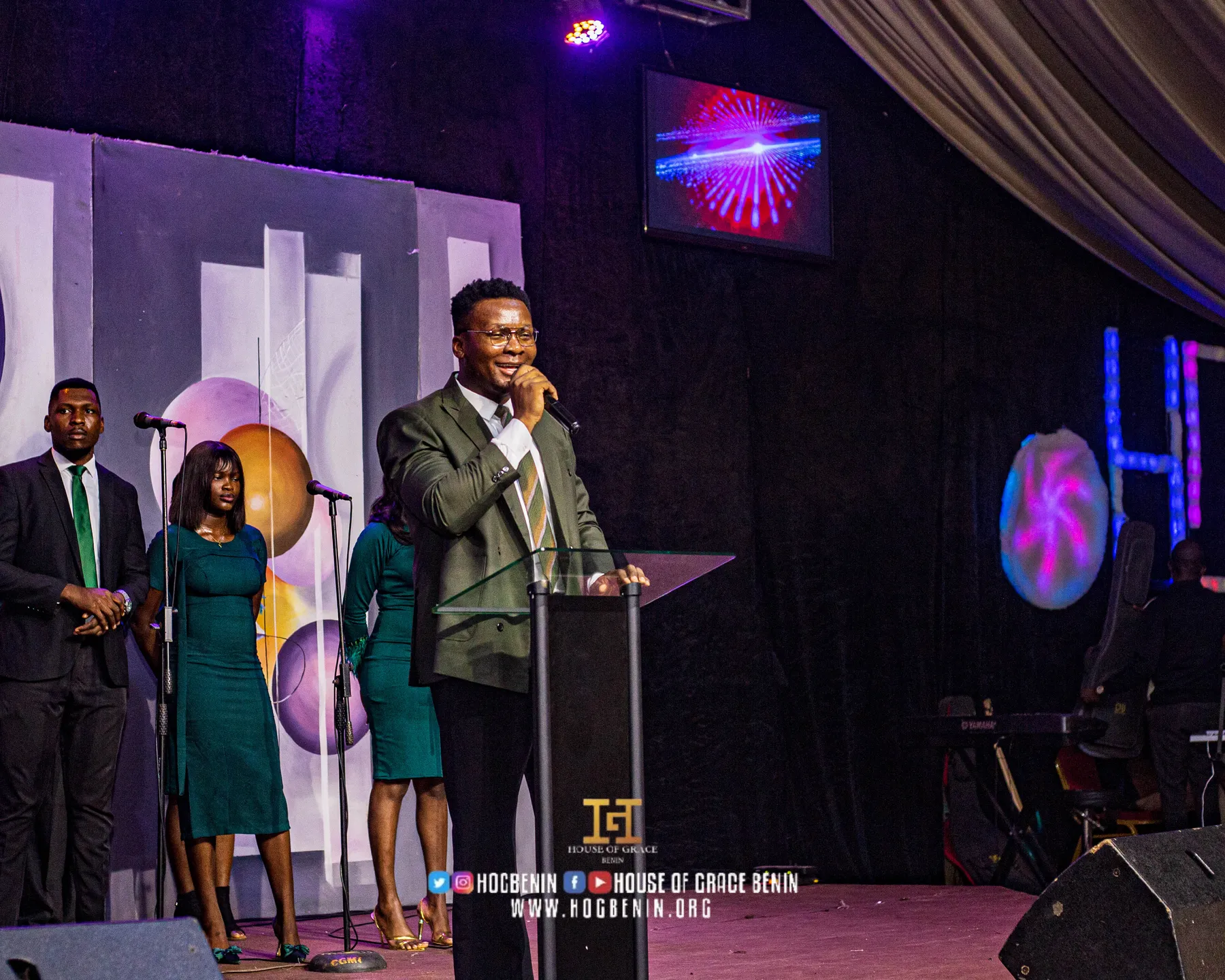 Sunday Service · 4 October 2026