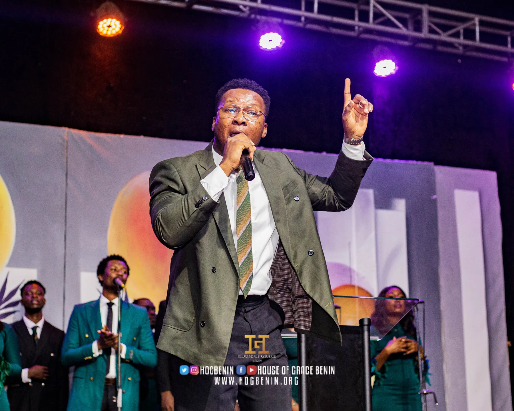 Sunday Service · 4 October 2026